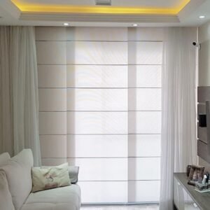 Persiana Painel Romana 3 partes Sem Blackout com Cortina de Linho nas pontas.